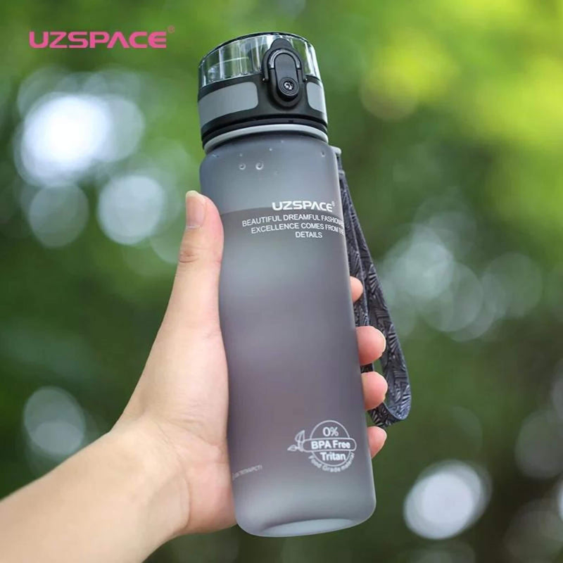 UZSPACE Water Bottlen - Garrafa de Água, Suco e Shake, Altamente Resistente - Swanutilidades